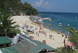 white beach puerto galera